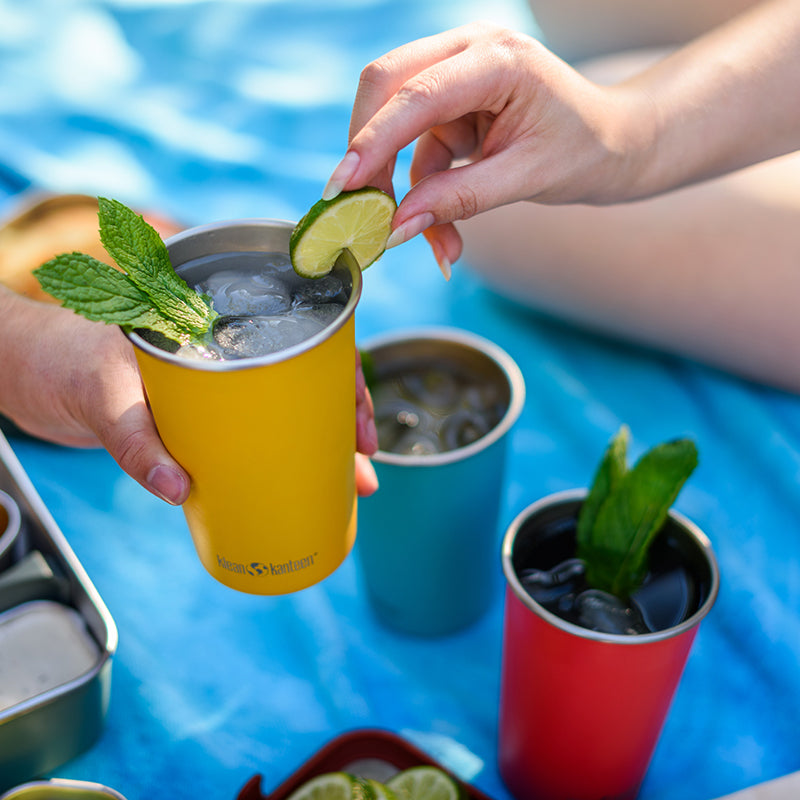 bring-your-own-party-kit-pints-and-tumblers-n0 16oz_pint_cup_colors_cocktails_blanket_square.jpg