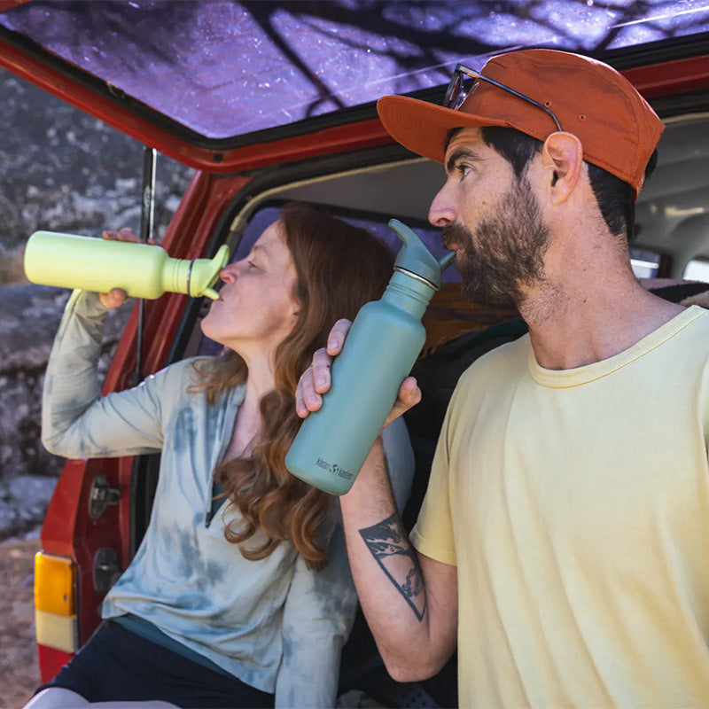 classic-flip-seal-sport-cap-y8 classic_27oz_flip_seal_couple_tailgate_tip-sip_square.jpg